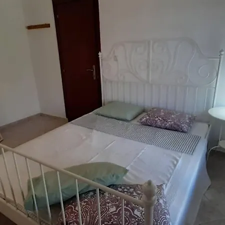 Happy Days Leptokaryá